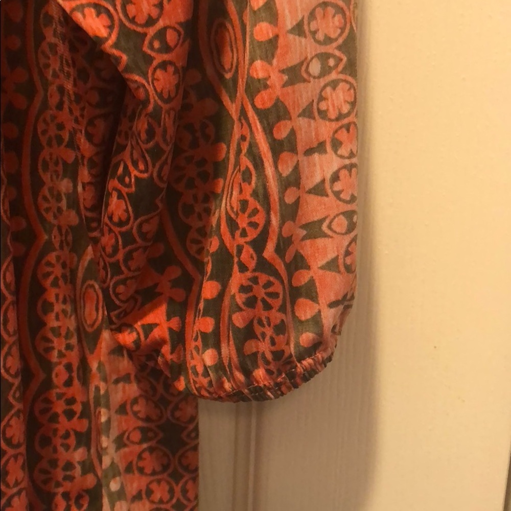 Top - Picture 3 of 4